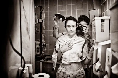 El día a día de una mujer con cáncer fotografiado por su marido