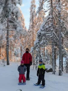 Viaje a Laponia con niños. Conocer a Papá Noel y no arruinarse
