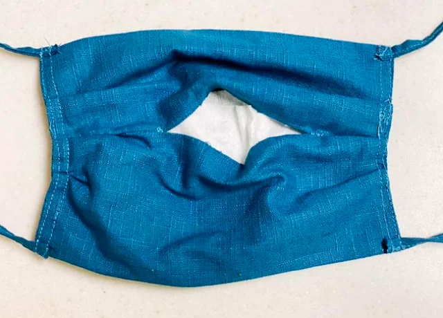 Mascarillas de tela caseras confeccionadas por voluntarias