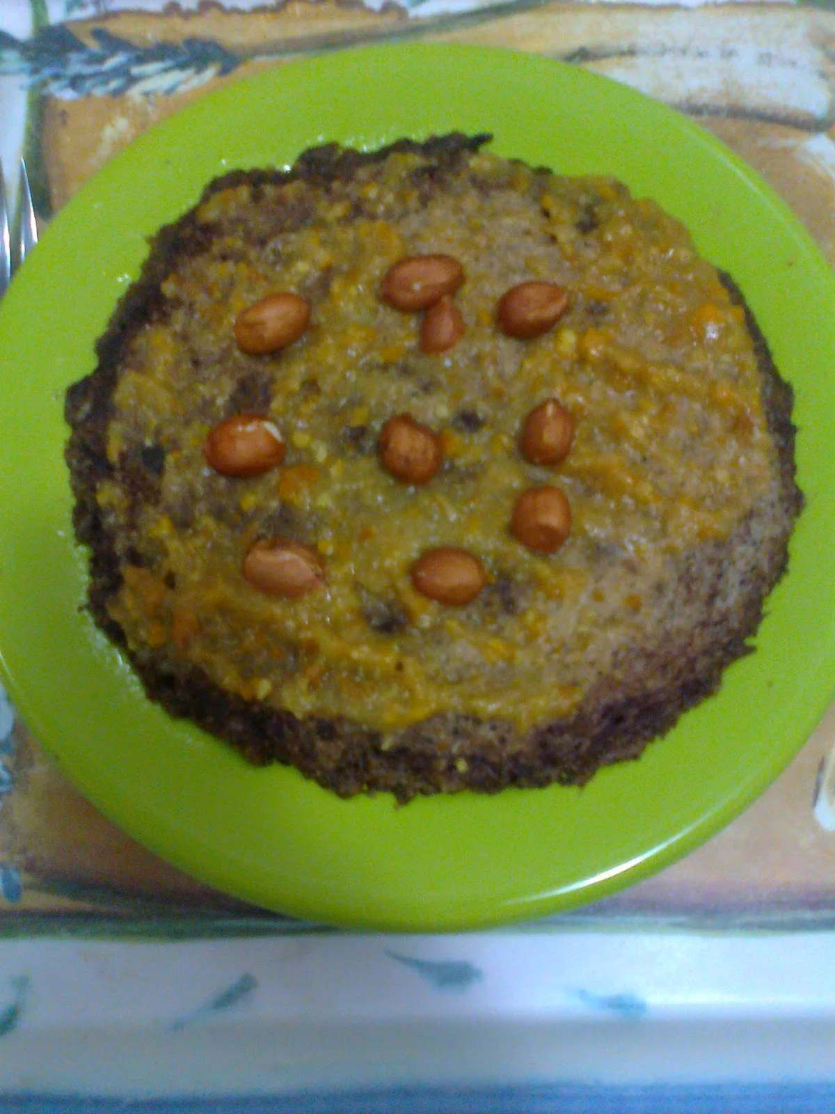 Torta de semillas-pulpa de fruta (del extractor) por Julia Corbacho