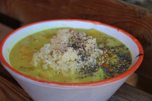 Curry de verduras con bulgur