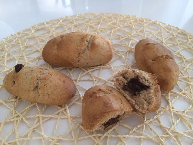 Pan de leche (sin leche) y chocolate negro