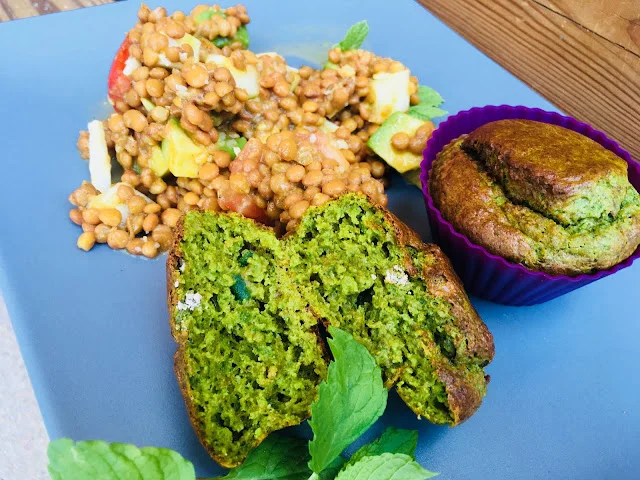 Ensalada de lentejas al curry y Muffins integrales de espinacas