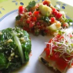 Delicias de acelga con ensalada de quinoa