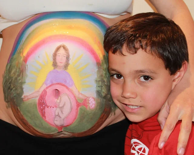Presumiendo de embarazo. Belly Painting