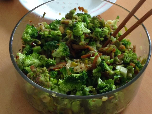 Brocoli crudi-delicioso por Reinadanzante