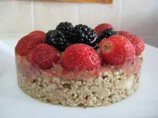 Tarta Crudivegana de Frutas del Bosque