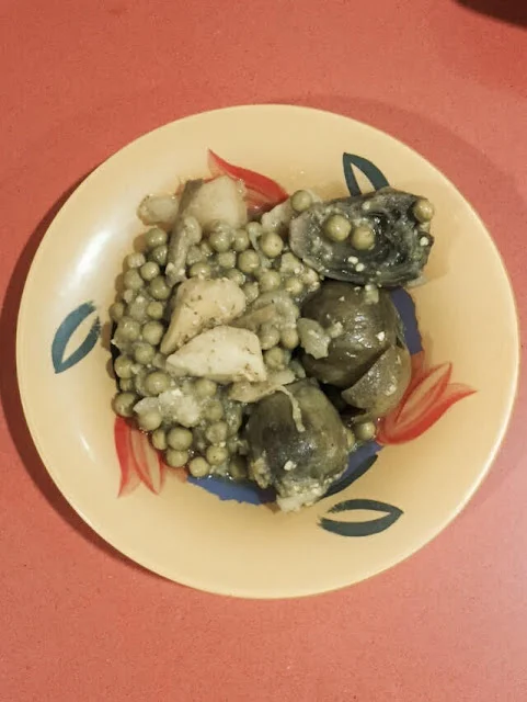 Alcachofas con guisantes por Silvia Angel
