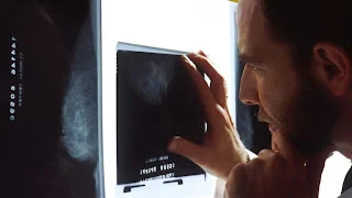 2 de cada 3 ensayos de cáncer de mama maquillan datos