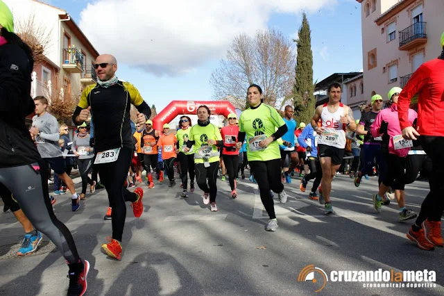 Dra. Odile Fernández corriendo al aire libre