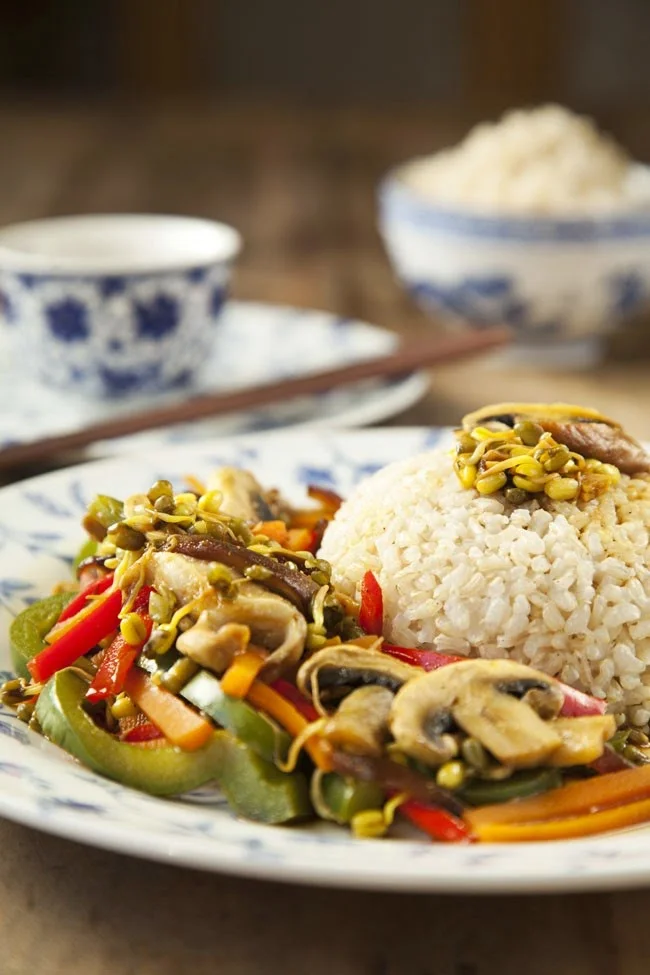 arroz asiático con verduras receta saludable anticáncer Dra. Odile Fernández