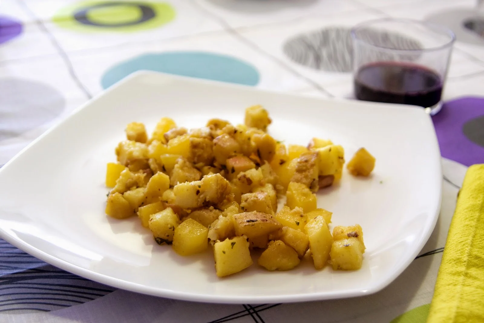 Calabaza con patata y manzana aderezada con frutos secos