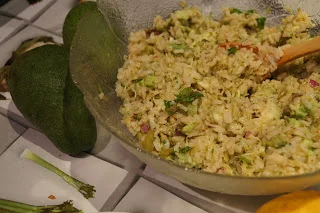 Ensalada tibia de arroz integral y aguacate de Bebés y Especias