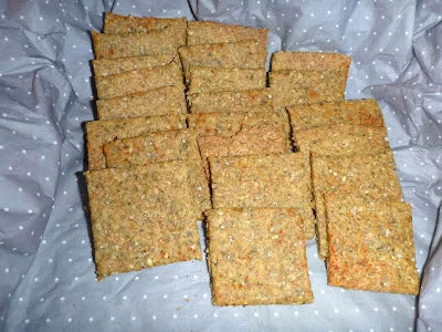 Galletas saladas de semillas y especias por Joana Vinas