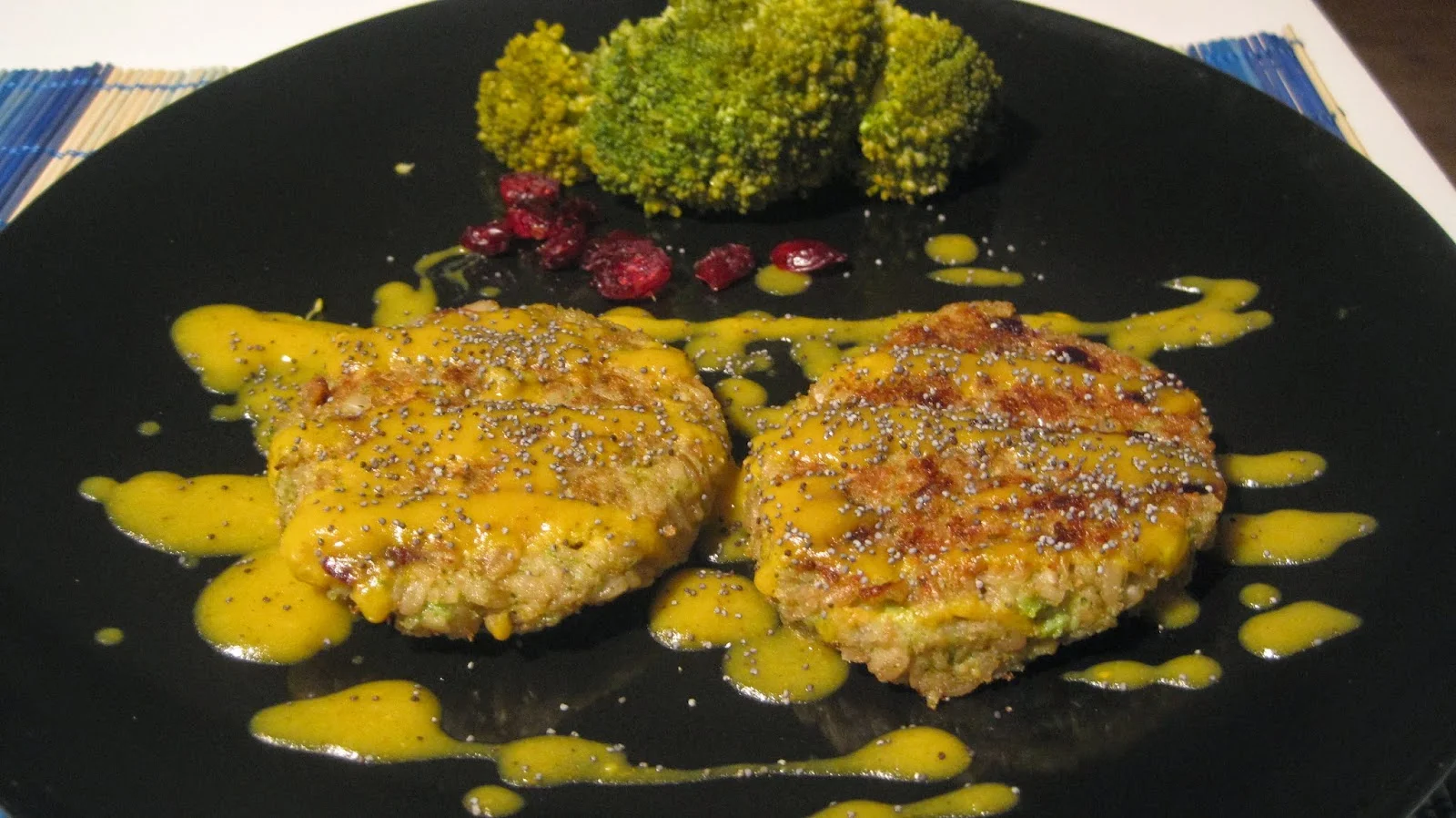 Hamburguesas de avena con brócoli receta saludable anticáncer Dra. Odile Fernández