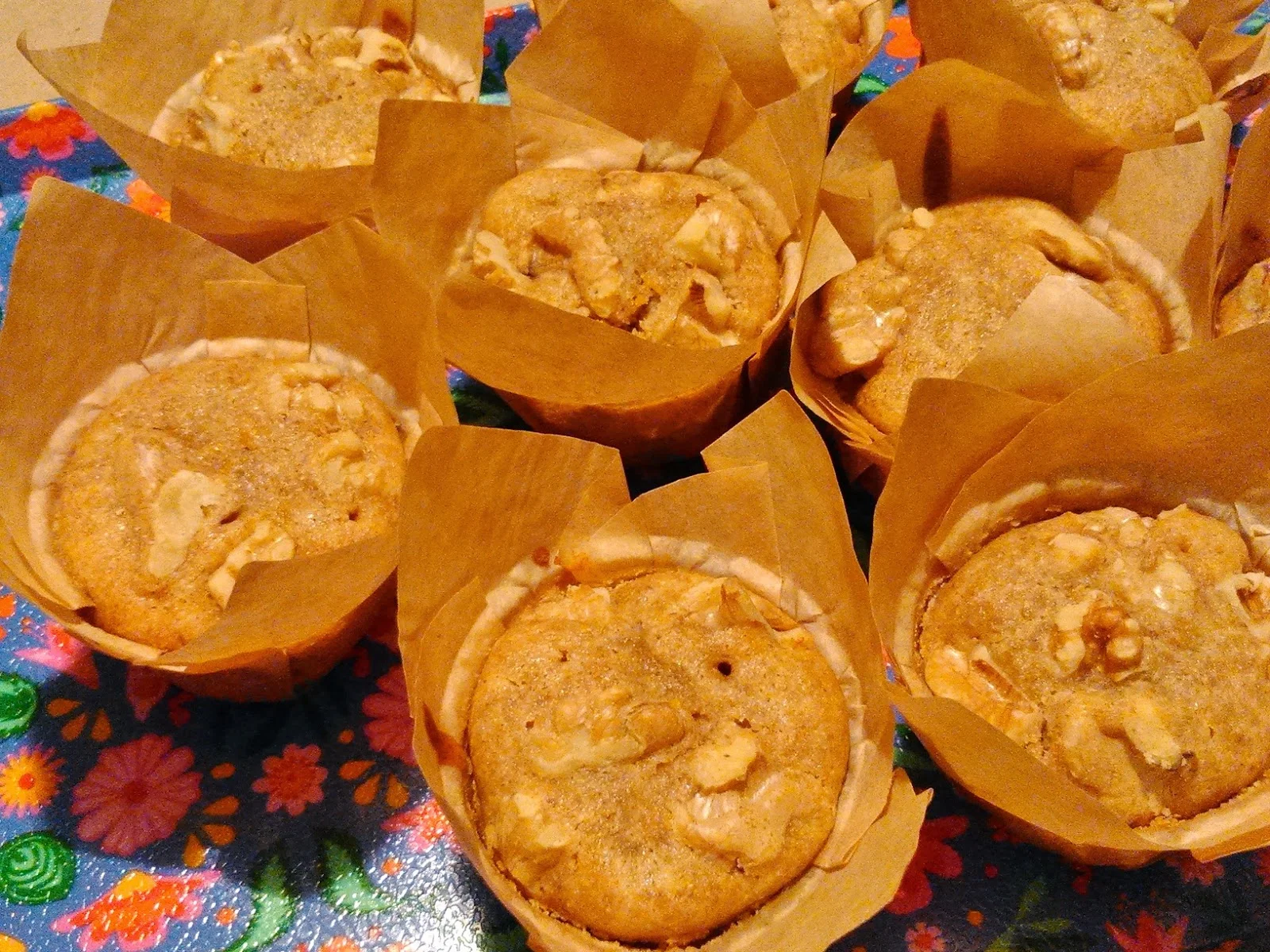 Muffins de naranja y nueces del blog las recetas de la tata
