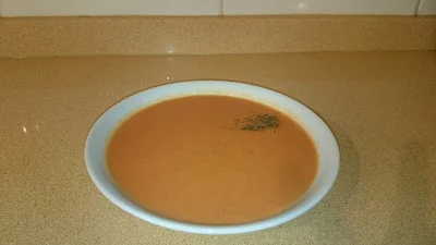 RECETA FÁCIL Y RICA DE CREMA DE TOMATE  por Noemí Hernández